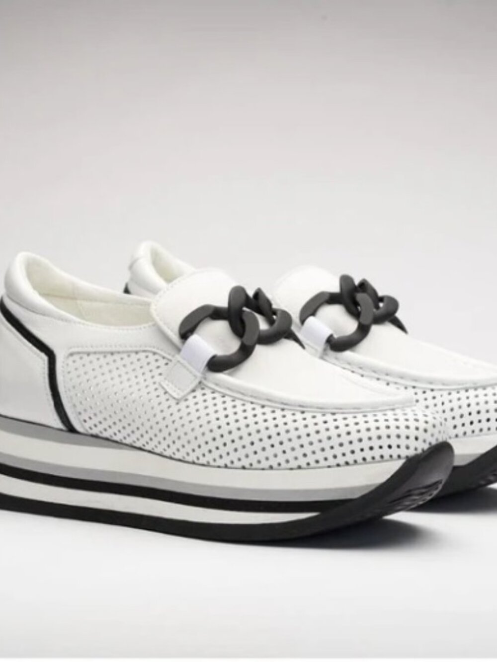 Softwaves CASSIE White Platform Sneaker 7.5